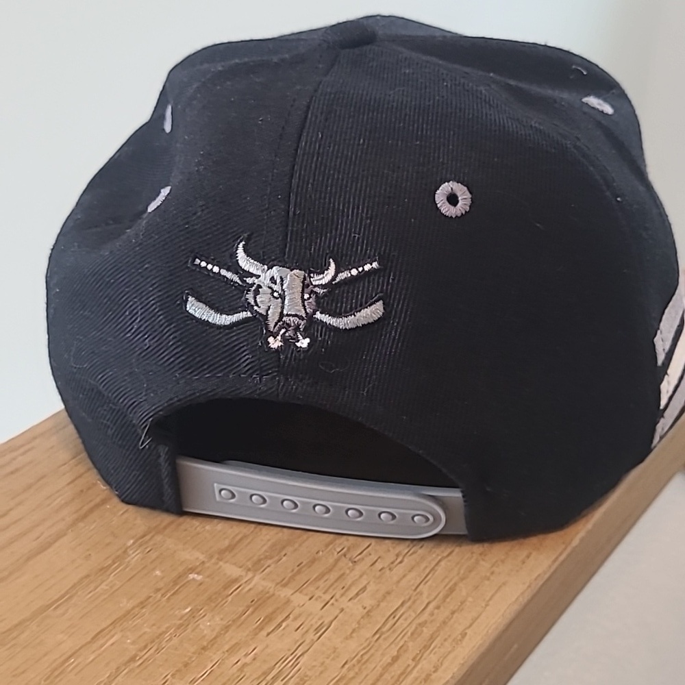 Zephyr Bulls Black and White Lace-Up Hat